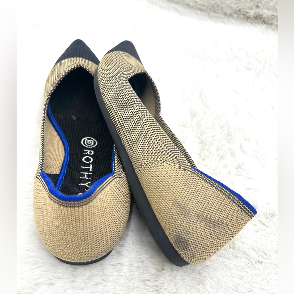 Retired Rothy's Dune Cap Toe The Point Flats Beige Blue Size 8.5 - Picture 12 of 12